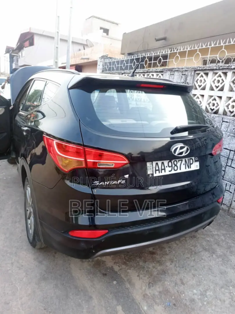 Hyundai Santa Fe 2017 Black
