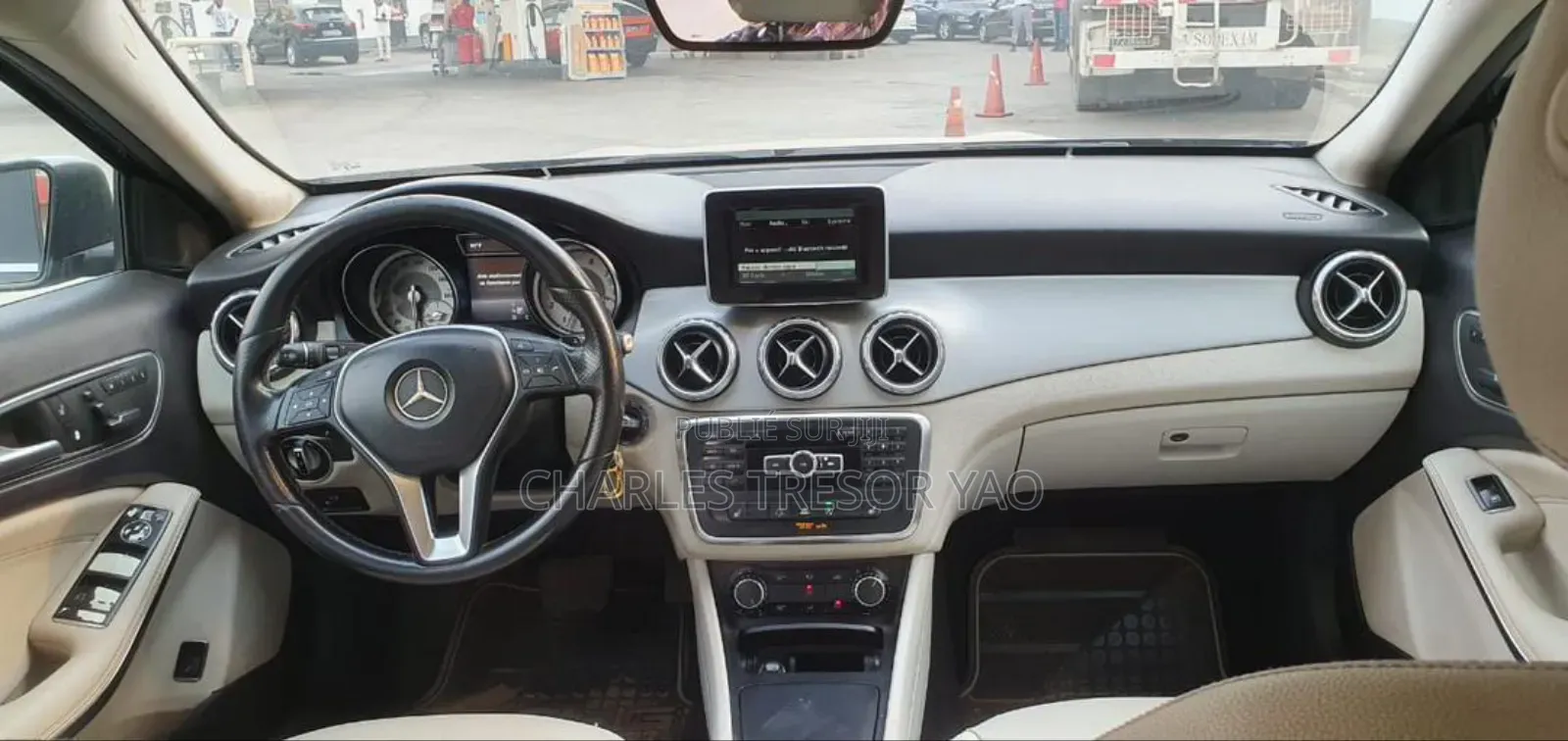 Mercedes-Benz GLA 250 2016 Black