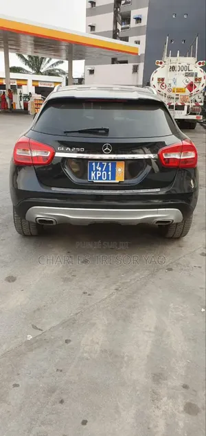 Mercedes-Benz GLA 250 2016 Black
