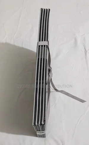 Ensemble De Quatre Sets De Table Réversibles en Similicuir