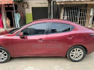 Toyota Yaris iA 1.5 FWD 2017 Bordeaux