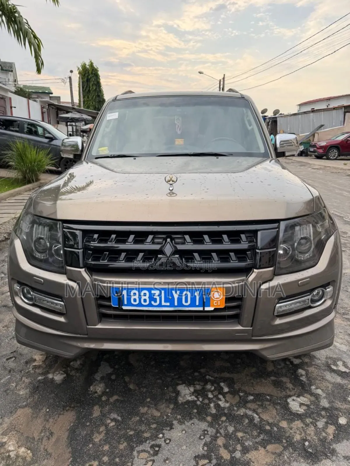Mitsubishi Pajero 2024 Gris