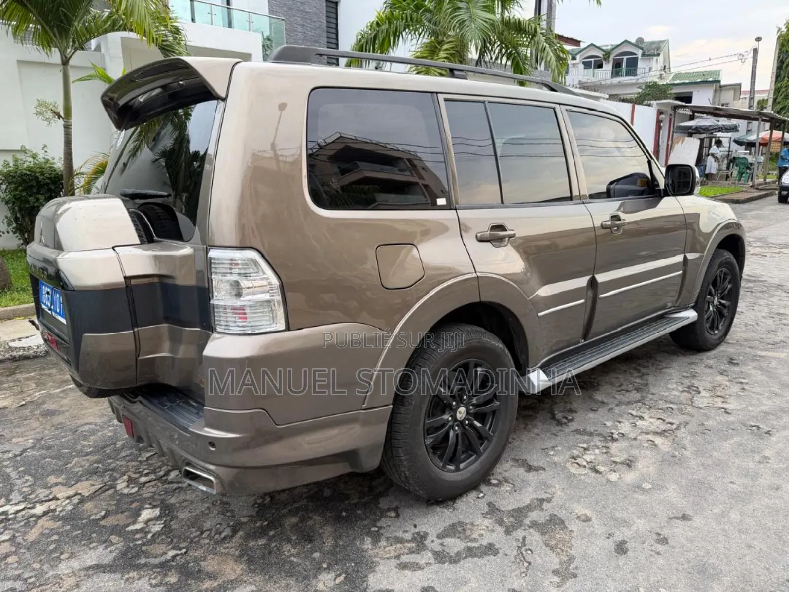 Mitsubishi Pajero 2024 Gris