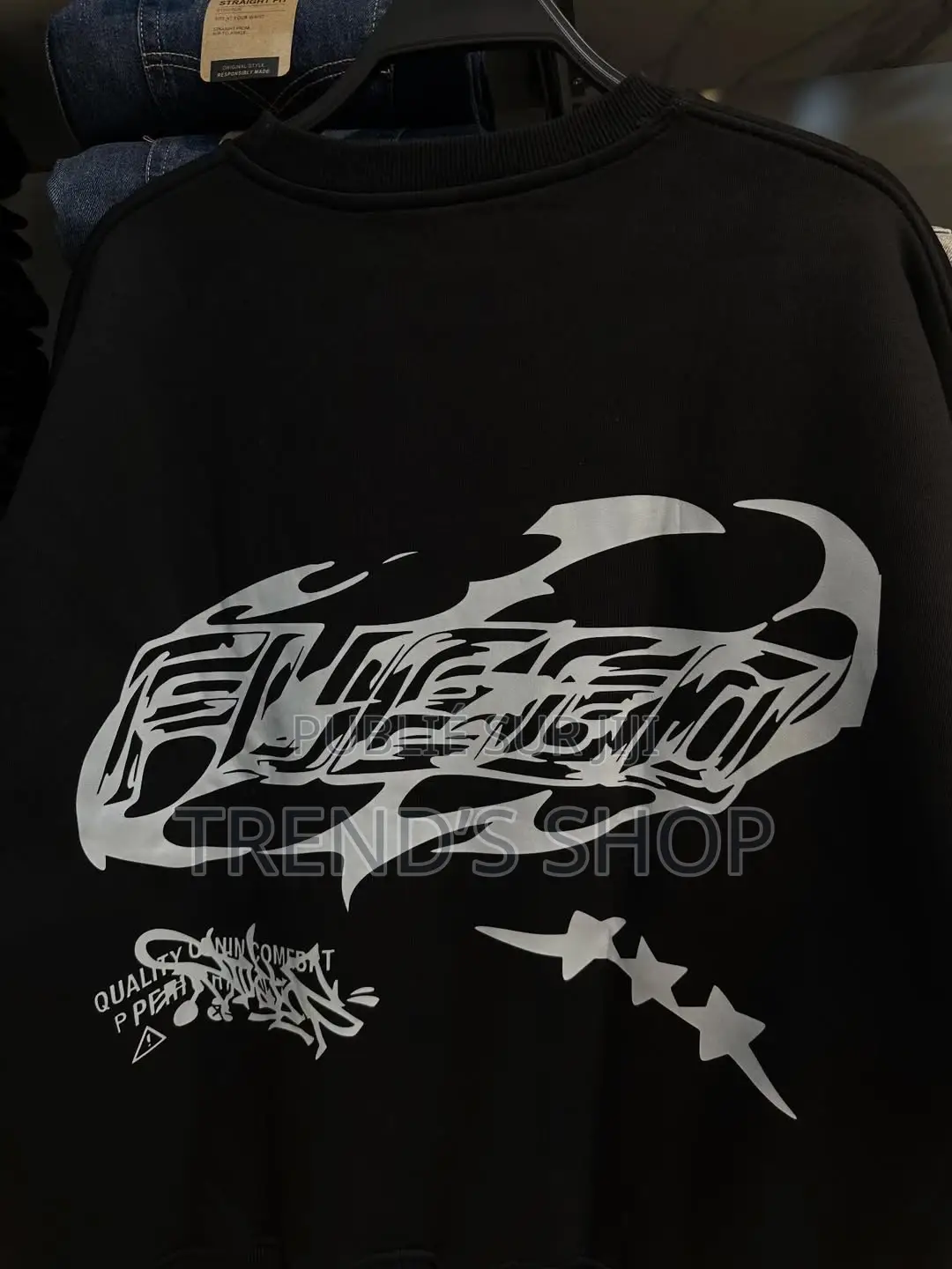 Sweat Noir Streetwear