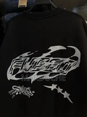 Sweat Noir Streetwear