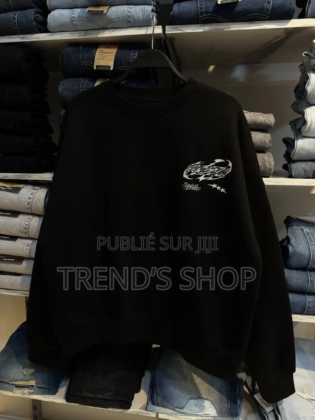 Sweat Noir Streetwear