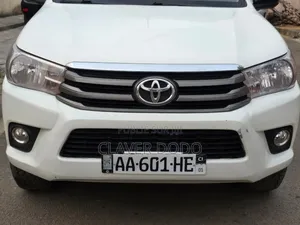 Toyota Hilux 2019 Blanc