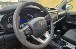 Toyota Hilux 2019 Blanc