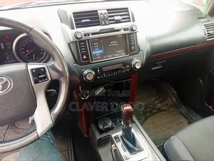 Toyota Land Cruiser Prado 2016 Black