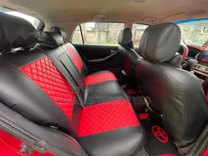 Toyota Corolla 1.4 2004 Rouge