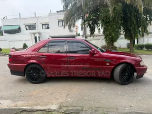 Mercedes-Benz C180 2002 Rouge