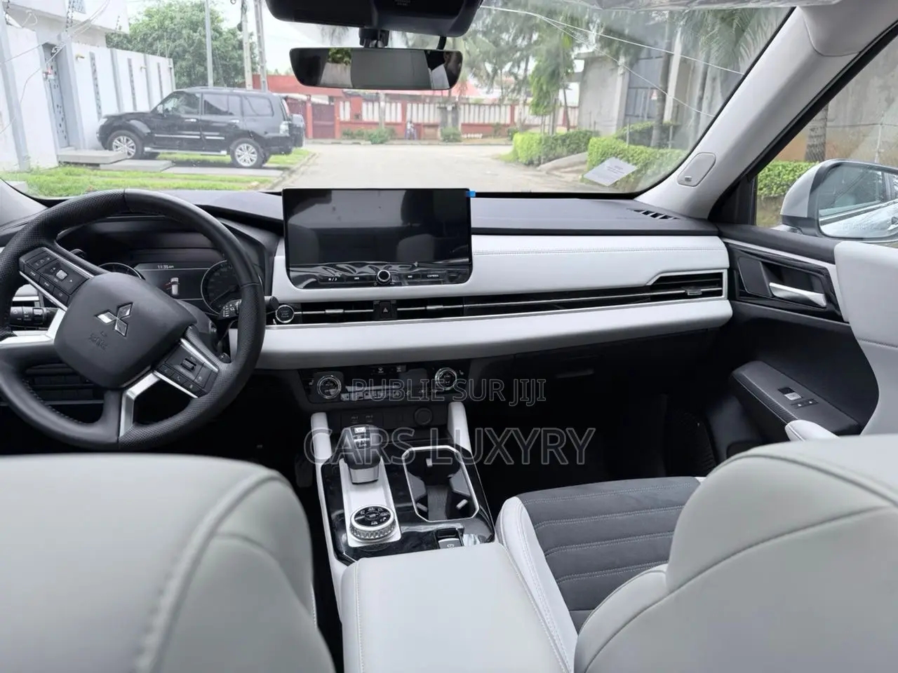 Mitsubishi Outlander Trail Edition AWD 2025 Gris