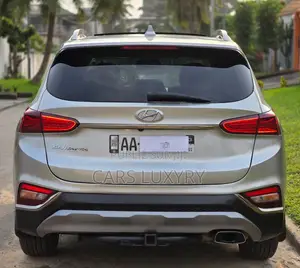 Hyundai Santa Fe Limited 2021 Gris