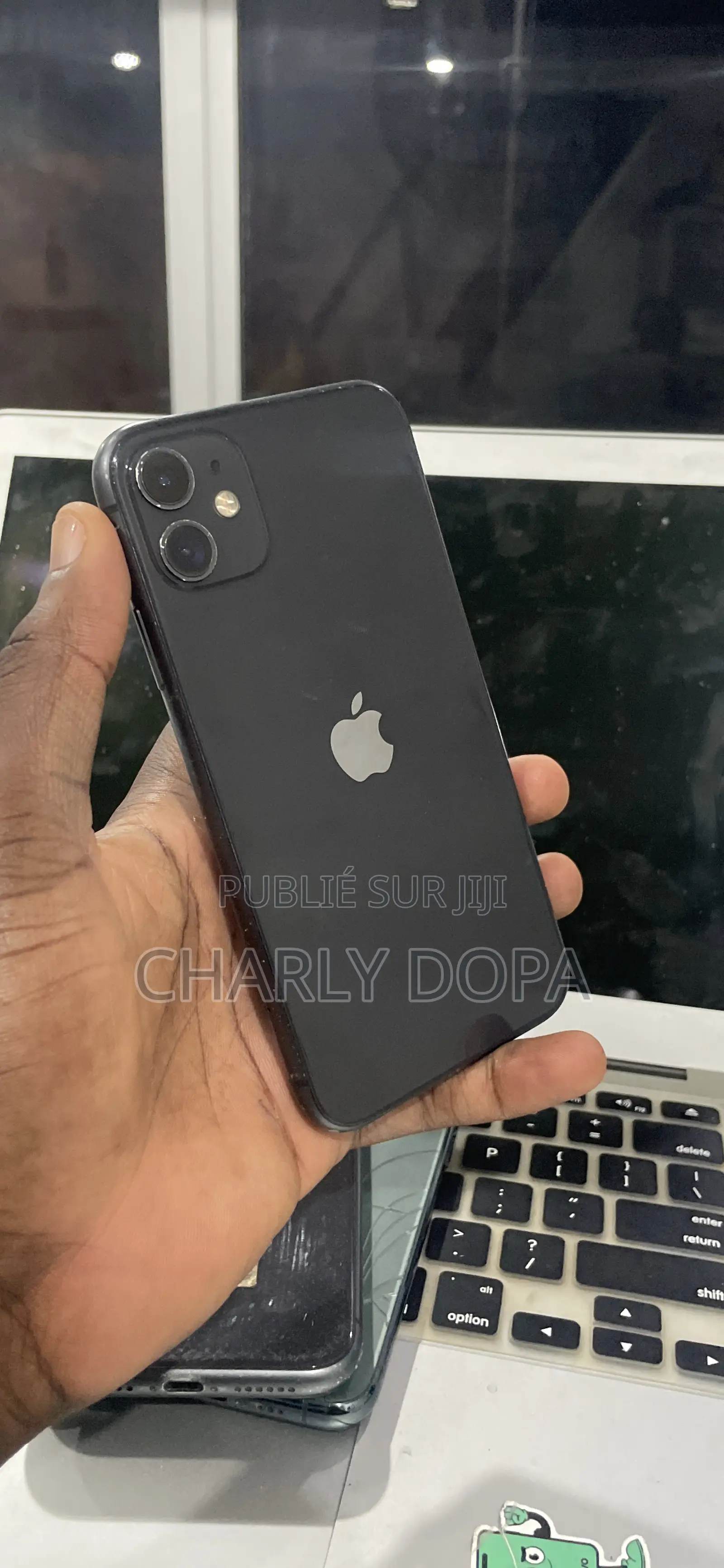 Apple iPhone 11 64 GB Black