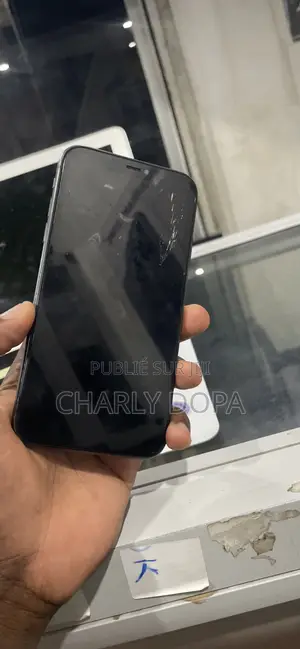 Apple iPhone 11 64 GB Black