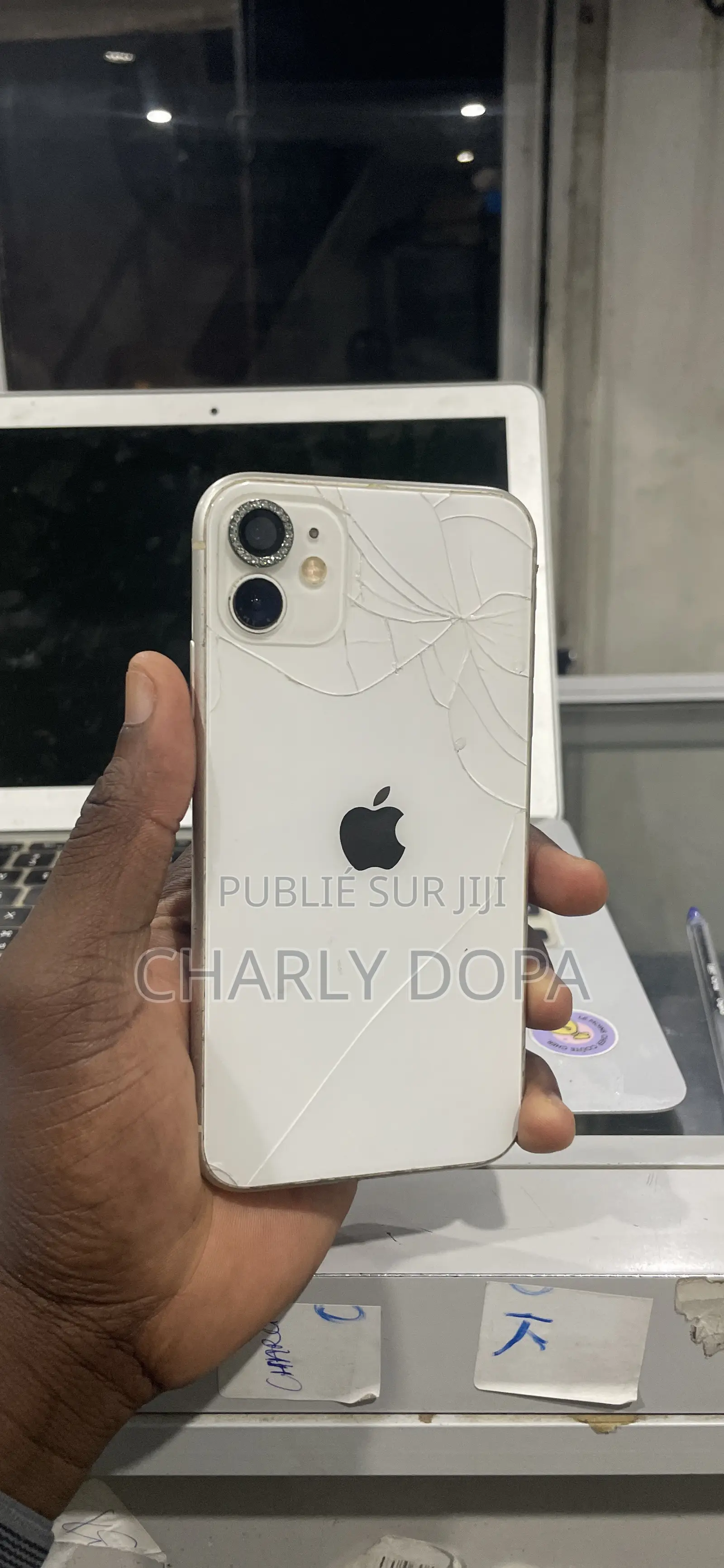 Apple iPhone 11 64 GB Blanc