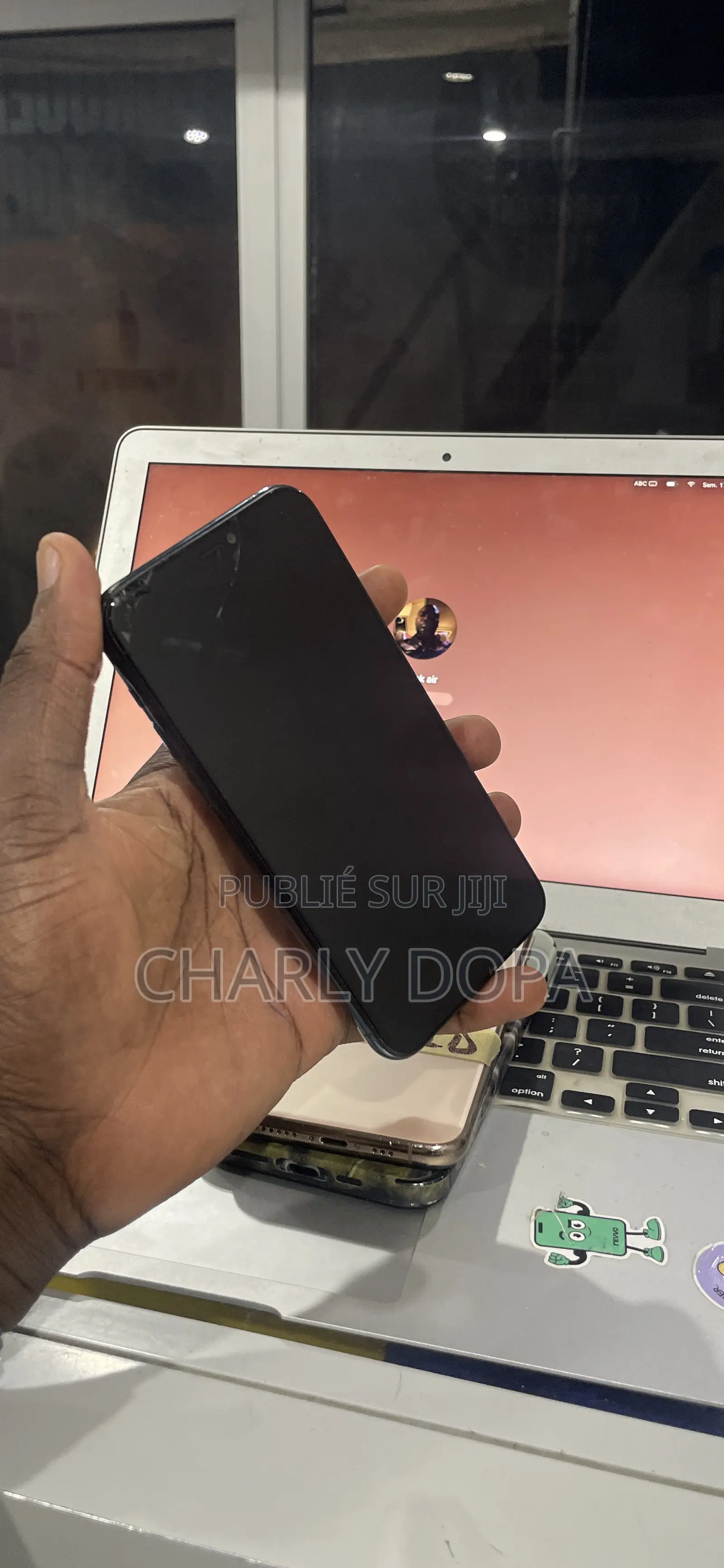 Apple iPhone 11 Pro 64 GB Vert