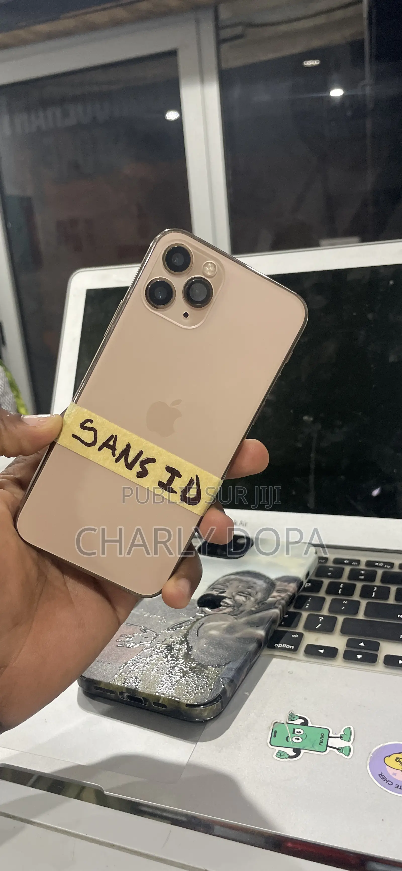 Apple iPhone 11 Pro 64 GB Doré