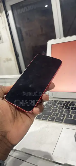 Apple iPhone 12 64 GB Rouge
