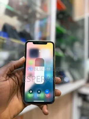 Apple iPhone XR 64 GB Jaune