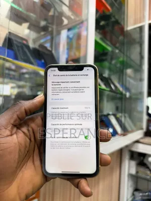 Apple iPhone XR 64 GB Jaune