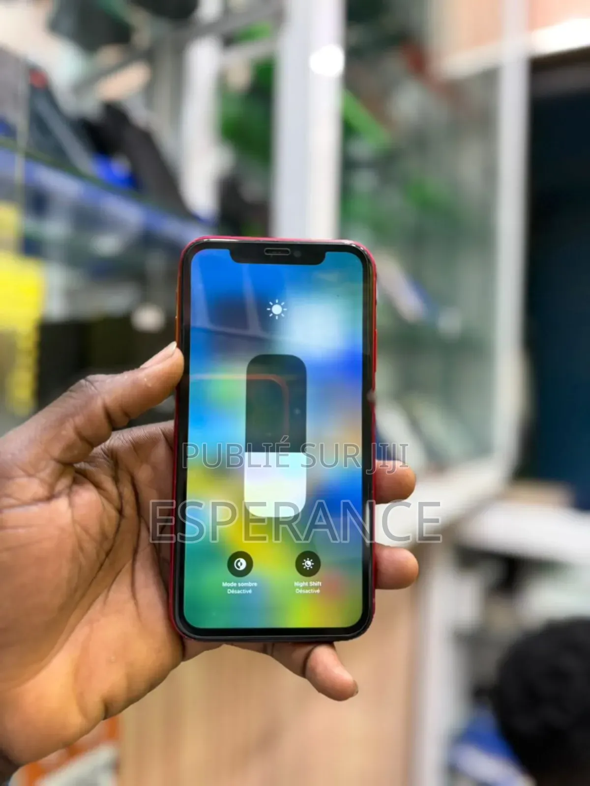 Apple iPhone 11 64 GB Rouge