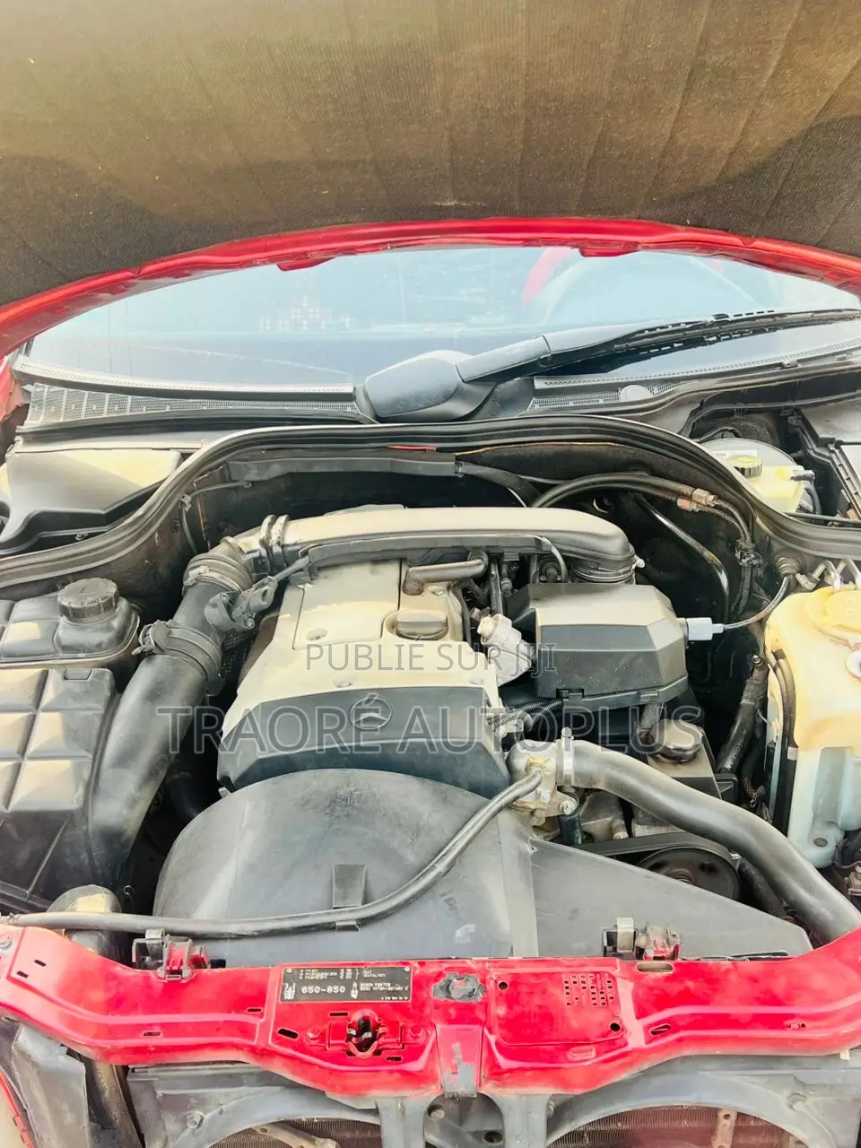 Mercedes-Benz C-Class 1998 Rouge