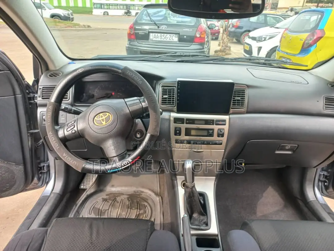 Toyota Corolla 2004 Gris