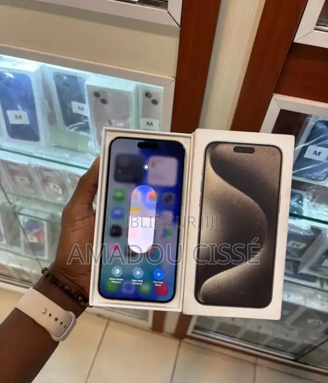 New Apple iPhone 15 Pro Max 256 GB Black