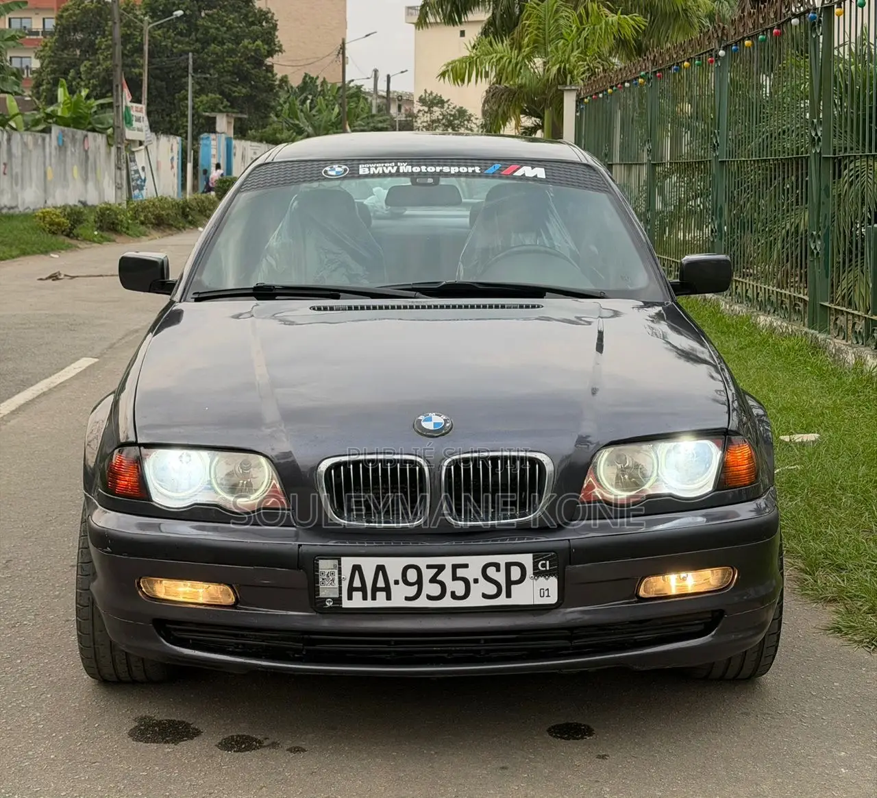 BMW 318i 2003 Black