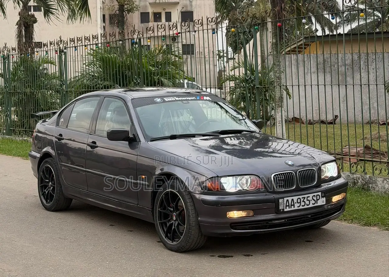 BMW 318i 2003 Black