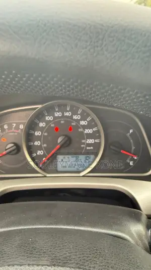 Toyota RAV4 LE 4dr SUV (2.5L 4cyl 6A) 2015 Rouge