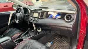 Toyota RAV4 LE 4dr SUV (2.5L 4cyl 6A) 2015 Rouge