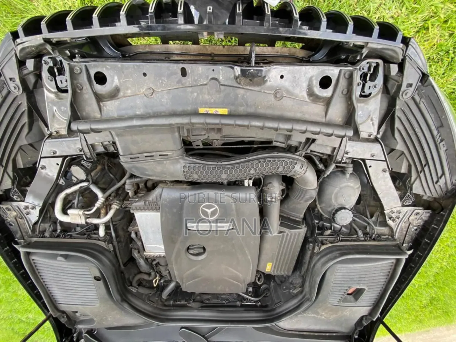 Mercedes-Benz C300 Base C300 AWD 4MATIC Coupe 2018 Noir Mat