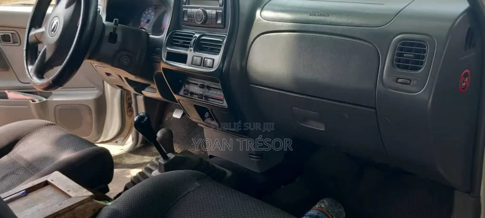 Nissan Hardbody 2017 Blanc