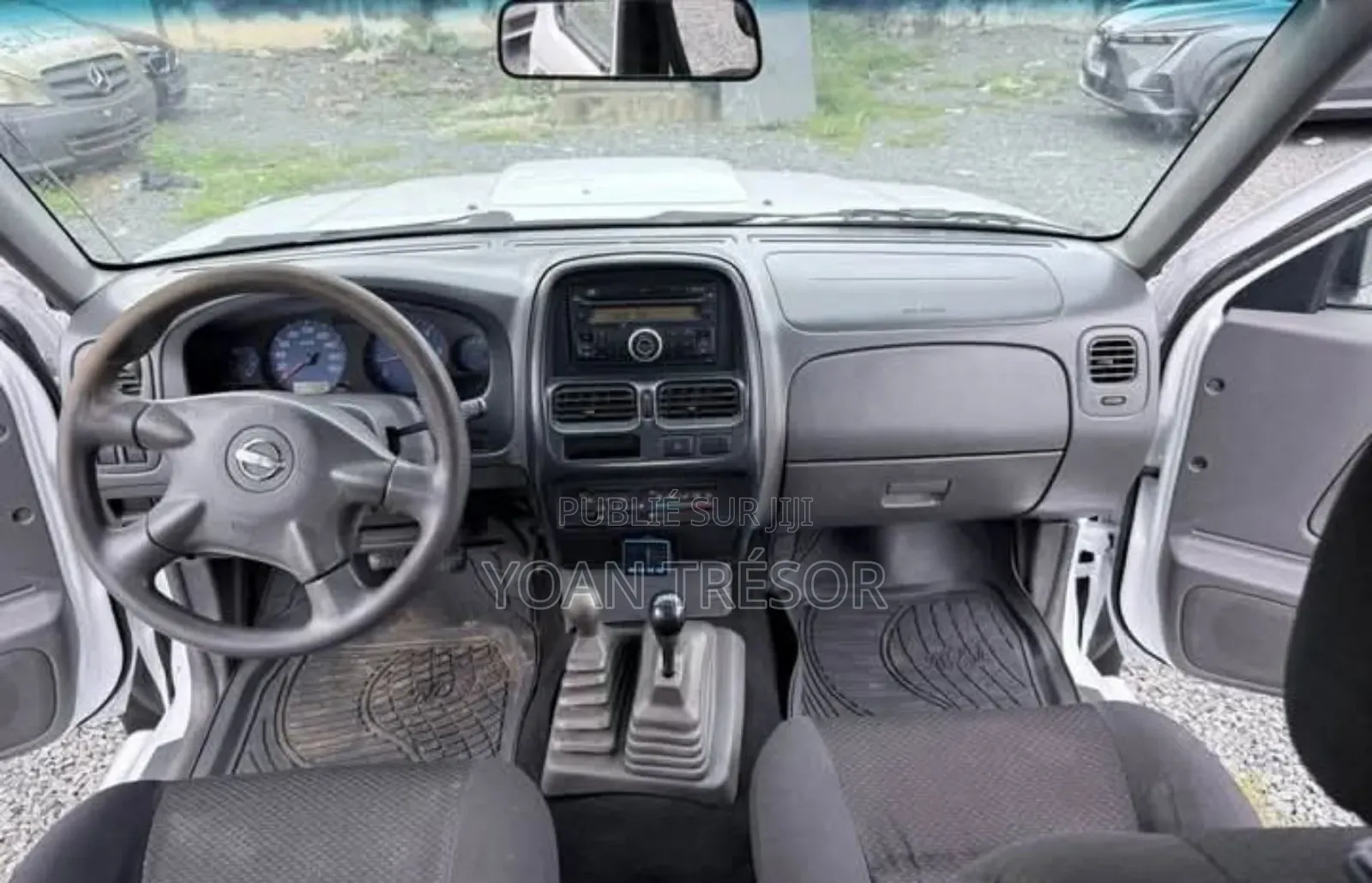 Nissan Hardbody 2017 Blanc