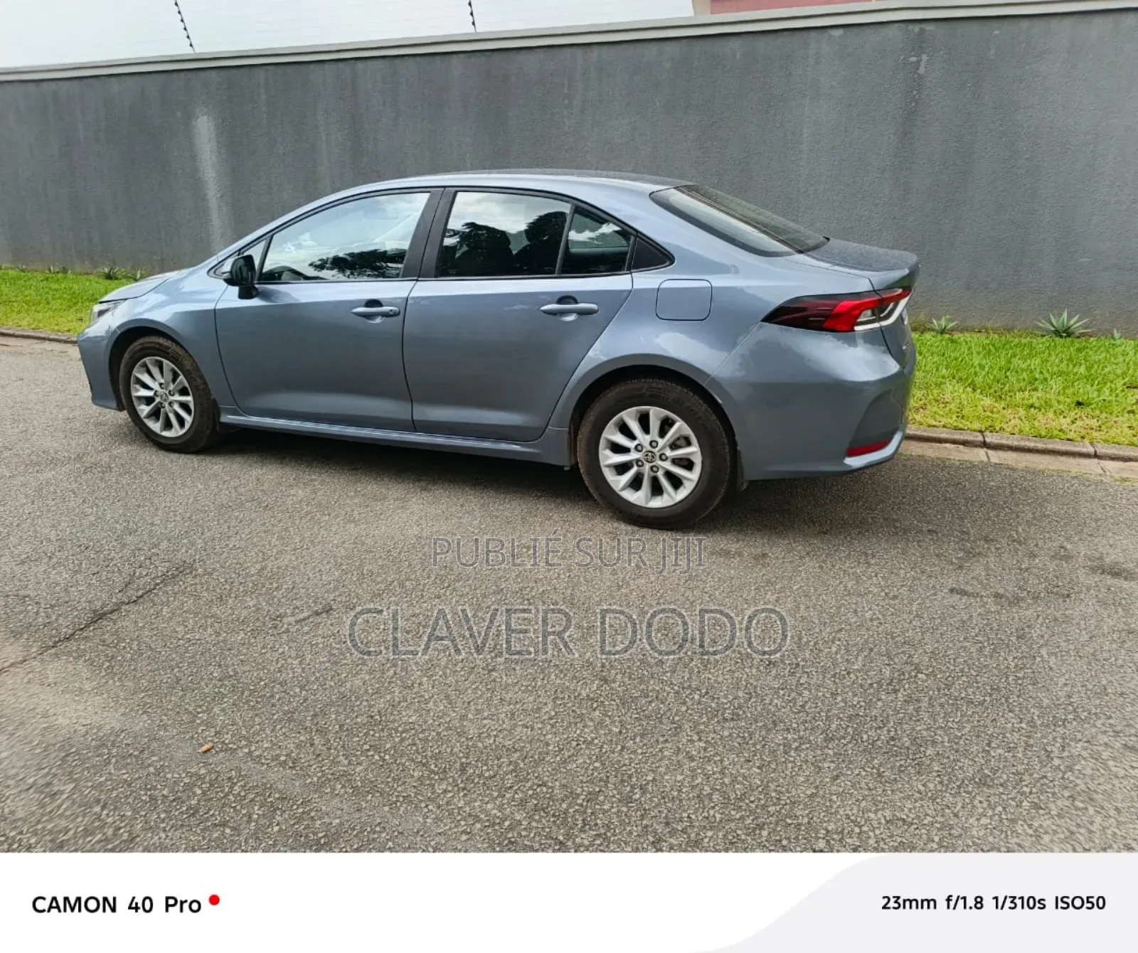 Toyota Corolla 2022 Gris