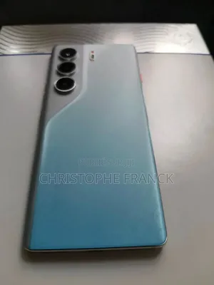 New Tecno Camon 40 Pro 256 GB Blue