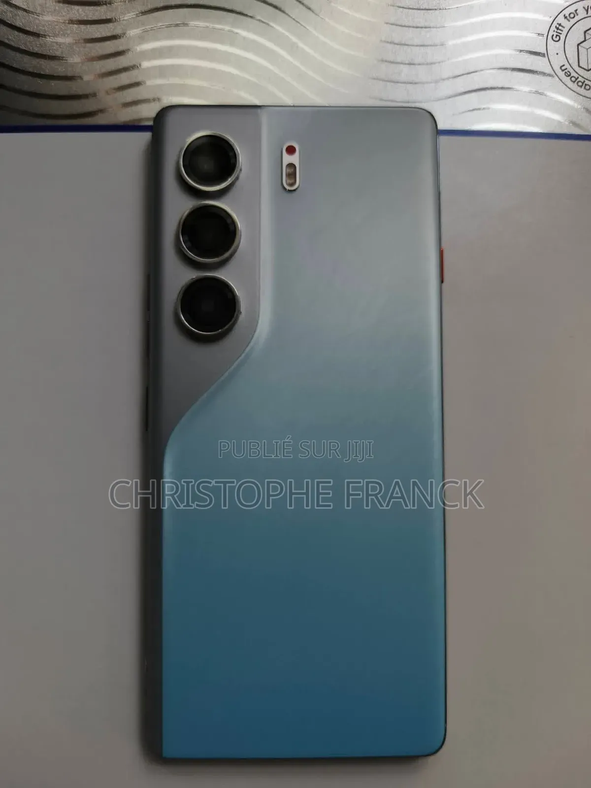 New Tecno Camon 40 Pro 256 GB Blue