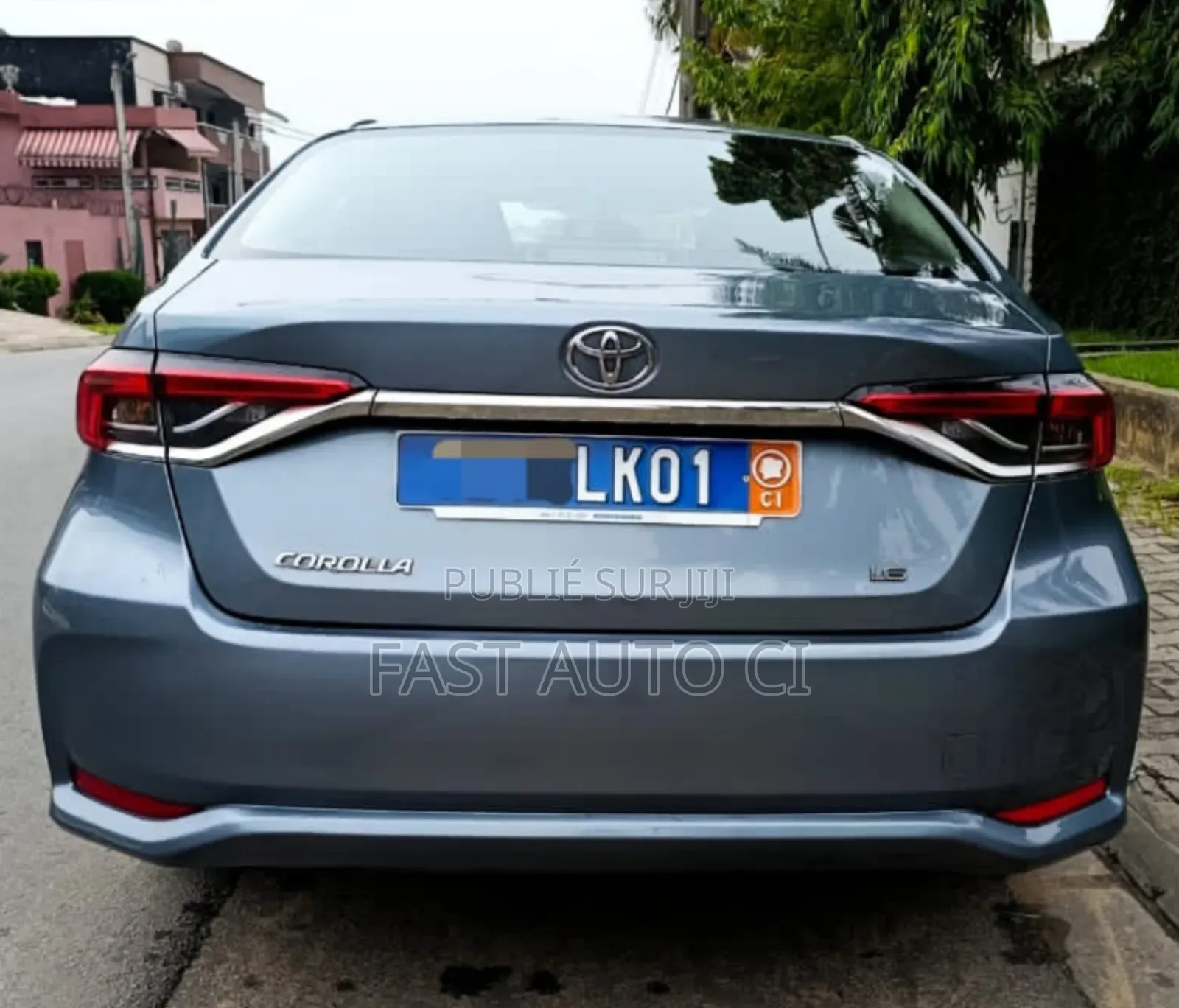 Toyota Corolla SE 2023 Gris