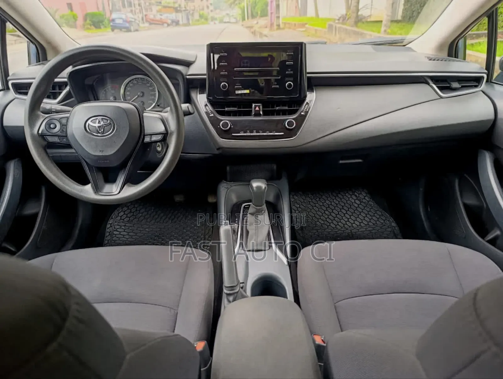 Toyota Corolla SE 2023 Gris