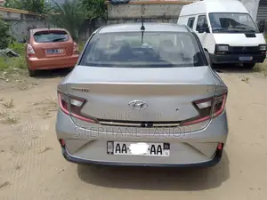 Hyundai I10 2023 Gris