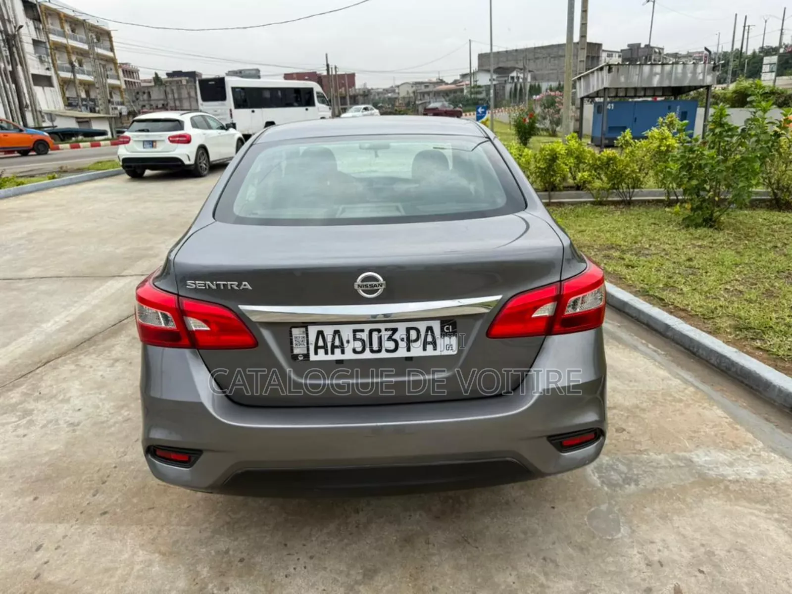 Nissan Sentra 2019 Gris