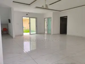 4chbre Duplex dans Cocody à Vendre