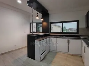 Furnished 2chbre Duplex dans Location Immobilière, Cocody à Vendre