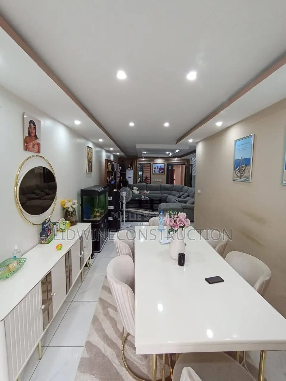 3chbre Villa dans Cocody à Vendre