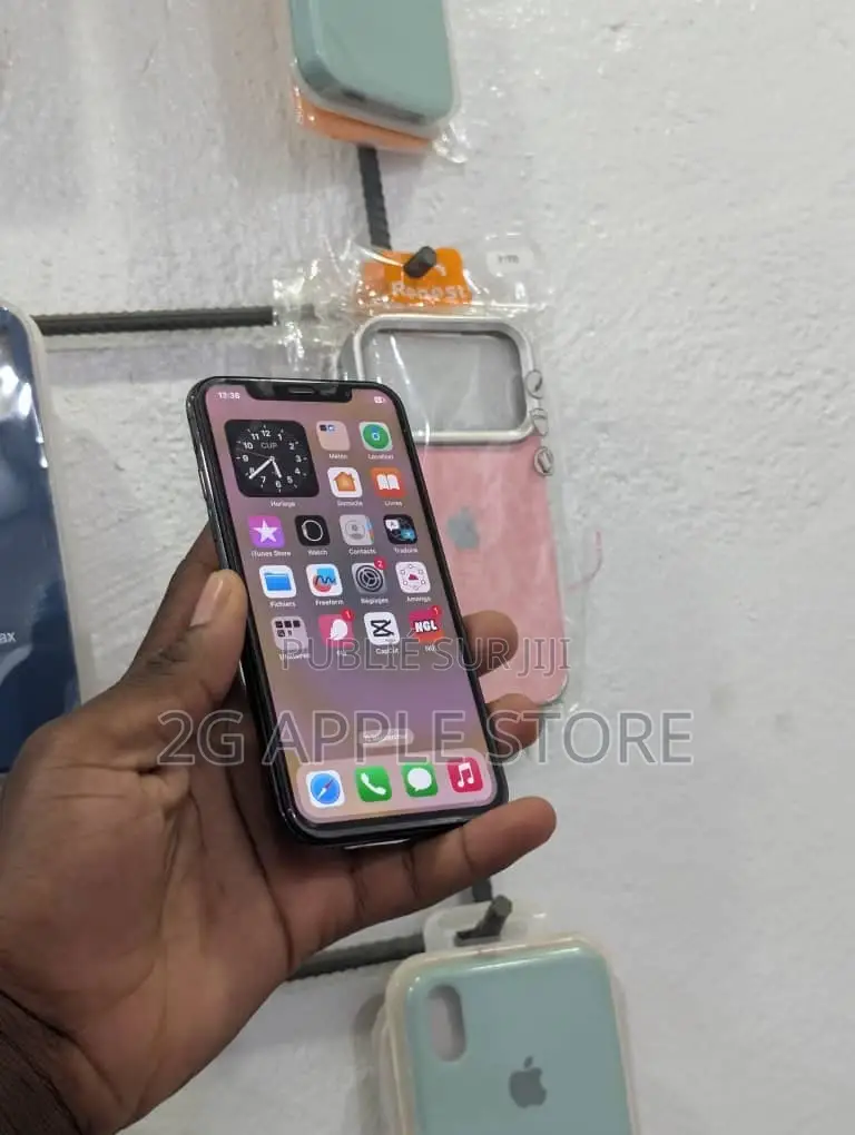 Neuf Apple iPhone X 64 GB Noir
