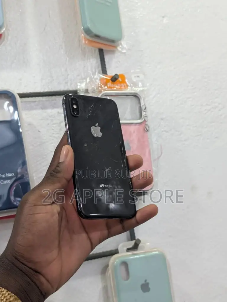 Neuf Apple iPhone X 64 GB Noir