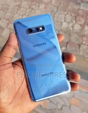New Samsung Galaxy S10e 128 GB Blue