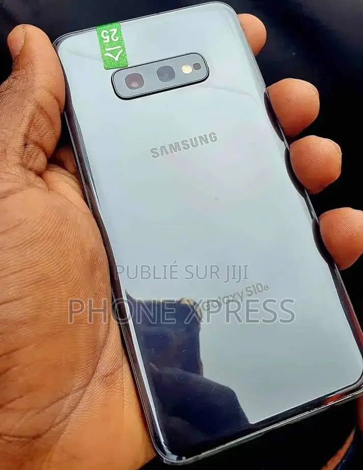 New Samsung Galaxy S10 Plus 128 GB Black